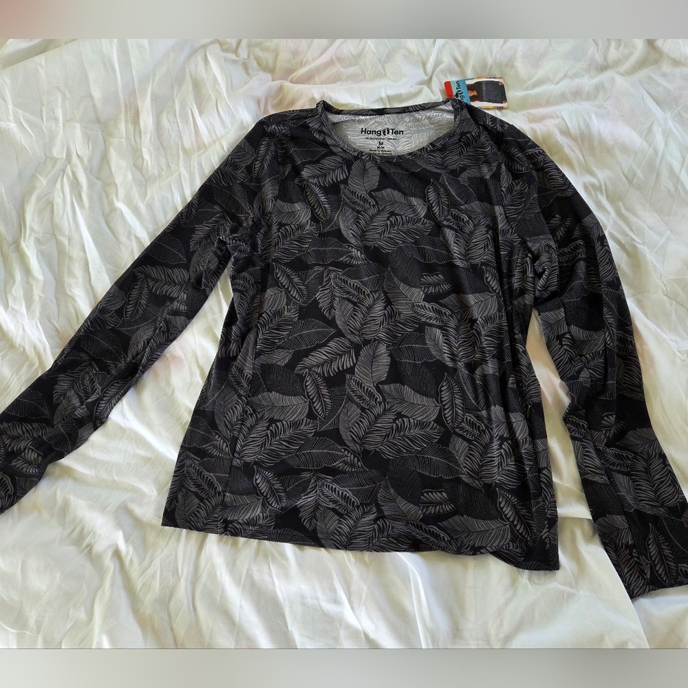 Hang Ten Black and Gray Leaf-Print Long Sleeve Top